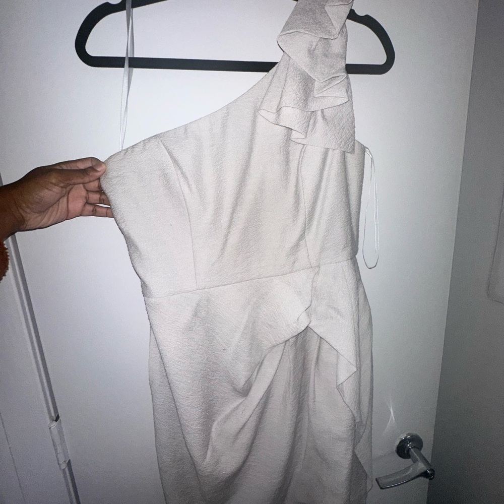 BCBGMaxAzria White One-Shoulder Ruffle Dress
